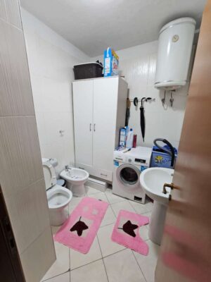 Apartament 2+2 Centrum Sarandy Nr.Ref.RW048