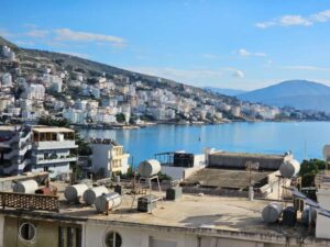 Apartament 2+2 Centrum Sarandy Nr.Ref.RW048