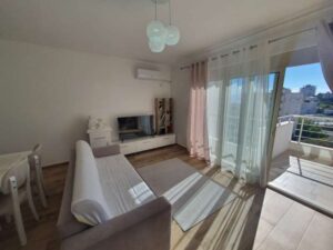 Apartament 115m2, po odnowieniu, gotowiec inwestycyjny. Nr.Ref.RW052