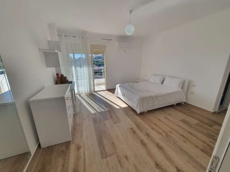 Apartament 115m2, po odnowieniu, gotowiec inwestycyjny. Nr.Ref.RW052