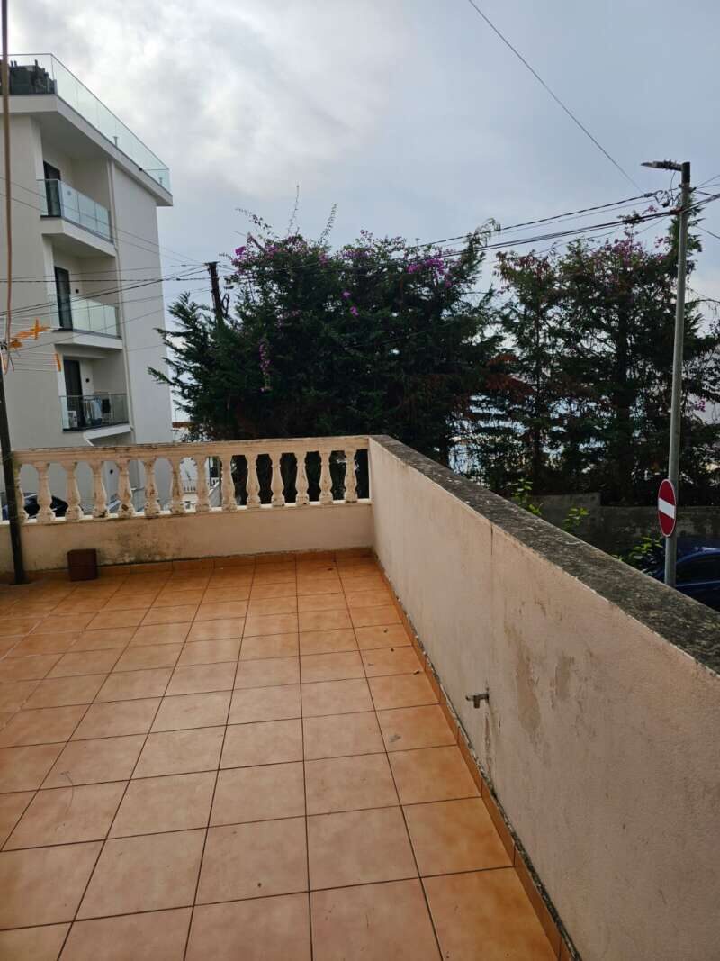 Apartament z pięknym tarasem 2+2    106m2  Nr.Ref.RW056