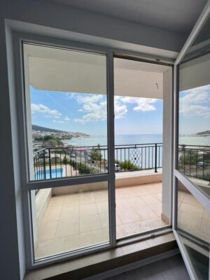 Apartament  Sweti Włas    Św. Włas pierwsza linia, widok na morze 61m2   BRW-24