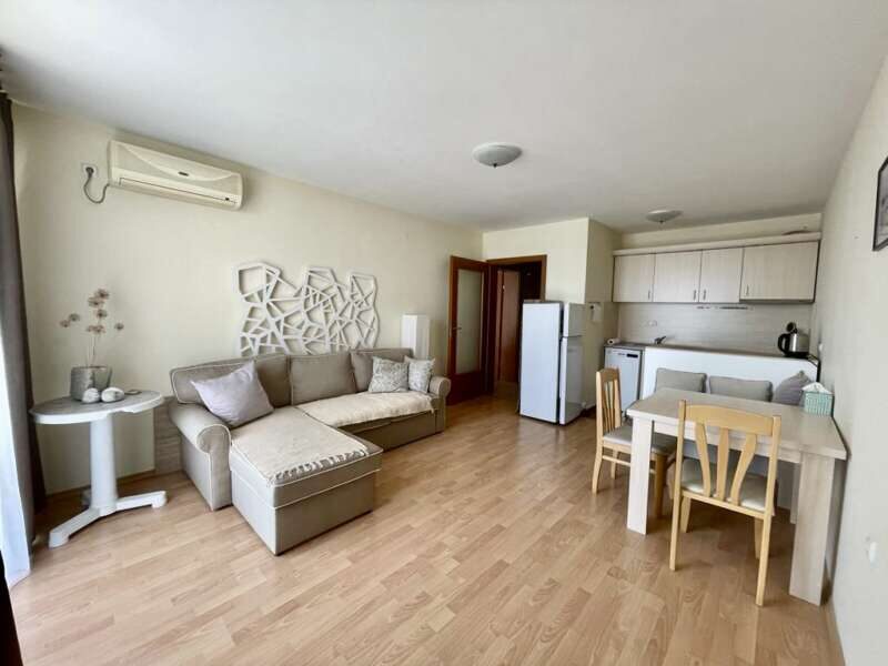 Apartament w pierwszej linii 1+1 76m2    BRW-12