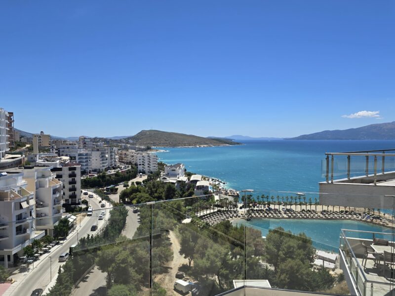 Penthouse na sprzedaż Saranda 109 m² + balkony | 2 sypialnie | panoramiczny widok | po generalnym remoncie Nr.Ref:RW135