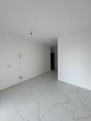 Apartament na sprzedaż Saranda 70,26 m² + balkony | 1 sypialnia | częściowy widok na morze | 80 m od morza | wykończony pod klucz | rynek pierwotny