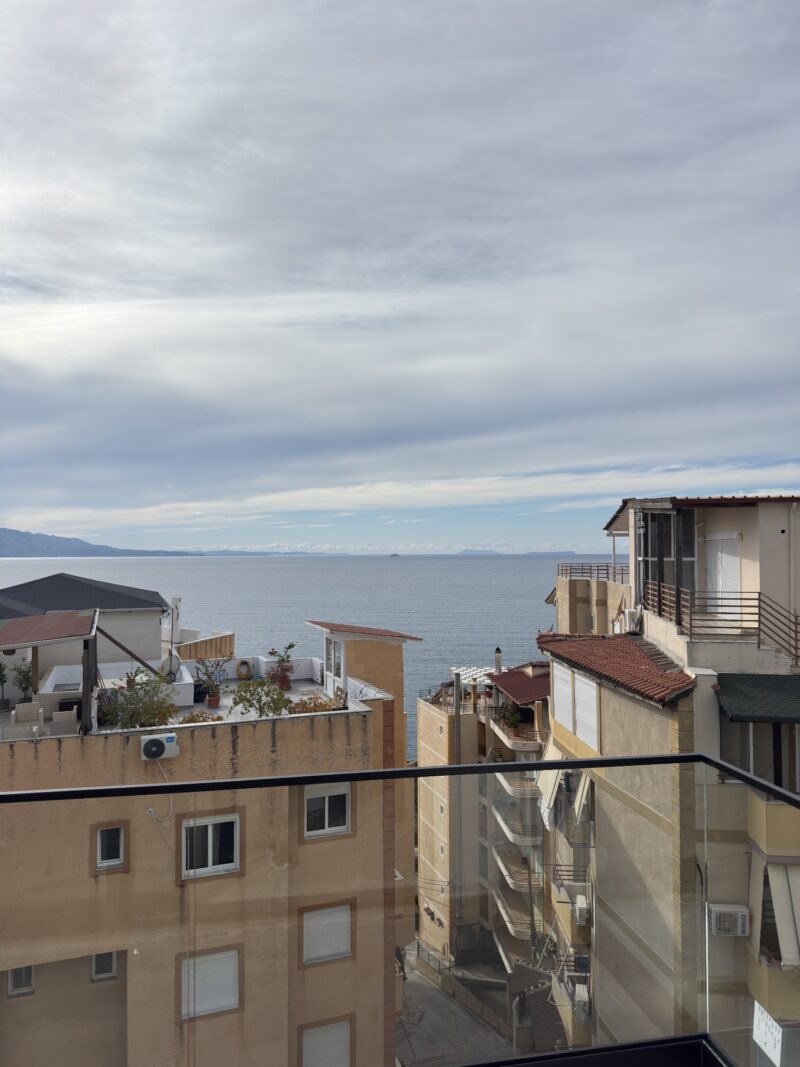 Penthouse na sprzedaż Saranda 128,34 m² + balkony | 2 sypialnie | widok na morze | 80 m od morza | wykończony pod klucz | rynek pierwotny