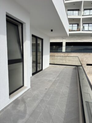 Penthouse na sprzedaż Saranda 128,34 m² + balkony | 2 sypialnie | widok na morze | 80 m od morza | wykończony pod klucz | rynek pierwotny