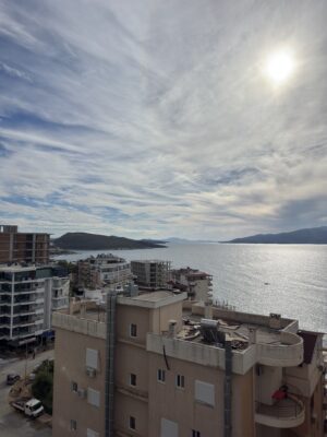 Penthouse na sprzedaż Saranda 128,34 m² + balkony | 2 sypialnie | widok na morze | 80 m od morza | wykończony pod klucz | rynek pierwotny